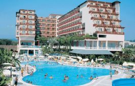 HOLIDAY PARK RESORT HOTEL